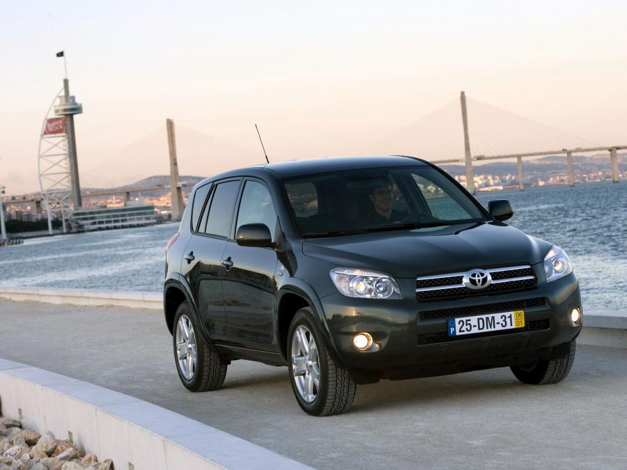  Toyota RAV4 2006 года  (фото 28 из 28)